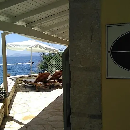 Villa Bijou Studio Beachfront, Nissaki, Kaminaki Beach Katávolos